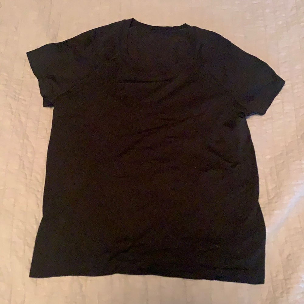 Lululemon Swiftly Tech Short Sleeve Race Length